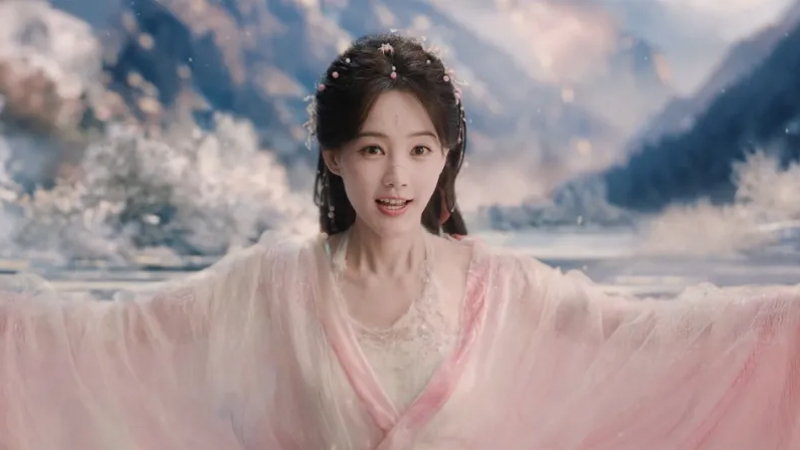 How Does a Mini Spider Spirit Steal the Show in Sword and Beloved?