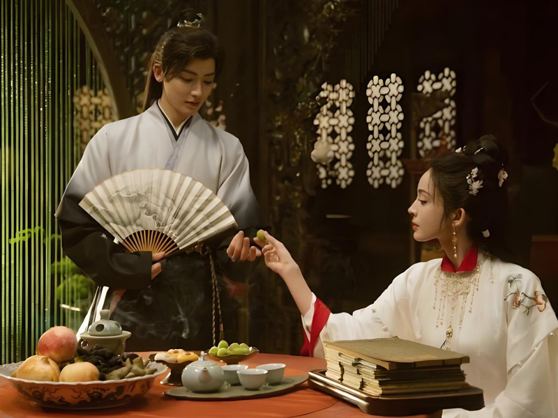 How Traditional Arts Revitalize Drama Plots