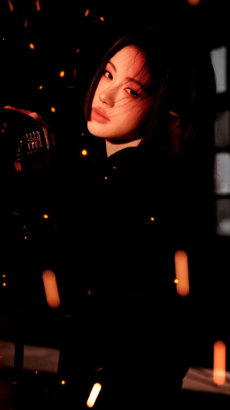 Ju Jingyi's Black Straight Hair with Hime Cut