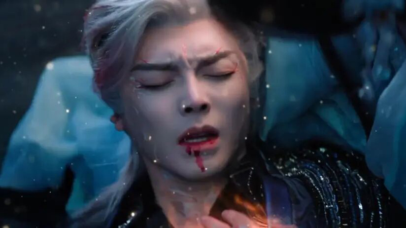 Love in the Clouds Pairs Cunning Leads And Poetic Detail