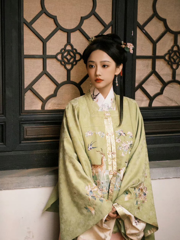 The Game-Changer Behind China's Hit Historical Short Dramas