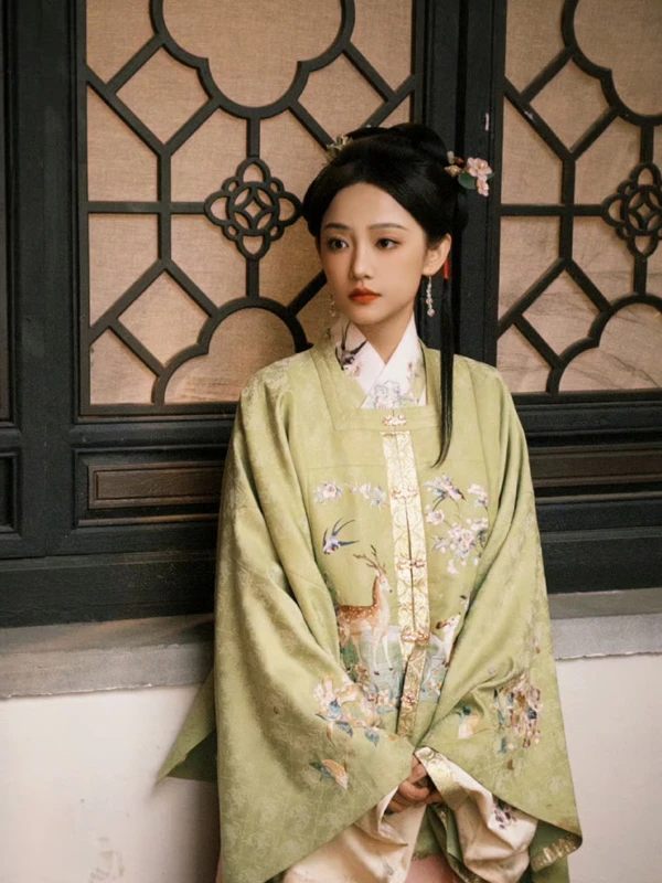 The Game-Changer Behind China's Hit Historical Short Dramas