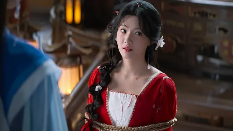 The Visual Splendor and Compelling Acting of Love in the Clouds