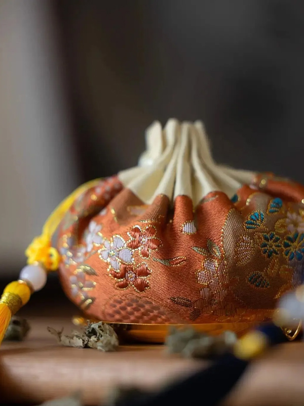 The Xiangnang: An Ancient Whisper for the Modern World