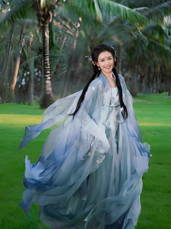 Unpacking Jiang Yiyi’s Xiapu Photoshoot