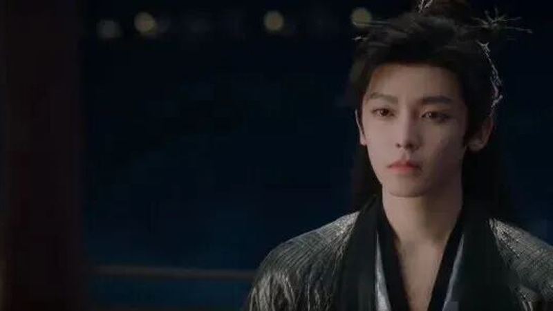 What Drives the Passion and Power in Love in the Clouds?