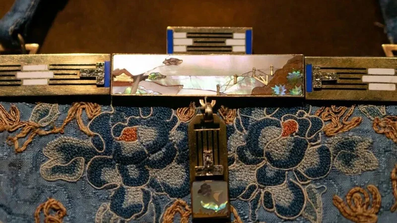 What Hidden Stories Do These 1920s Chinese Evening Bags Tell?