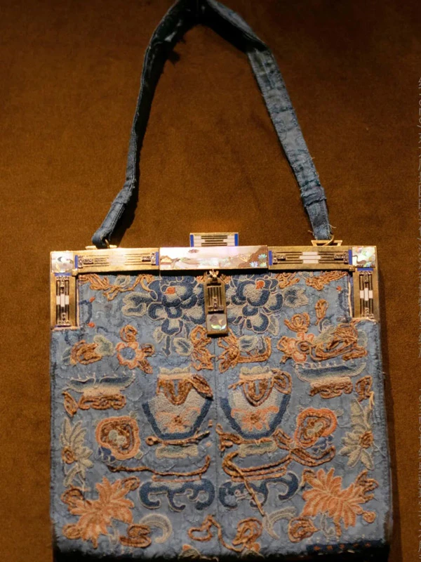 What Hidden Stories Do These 1920s Chinese Evening Bags Tell?
