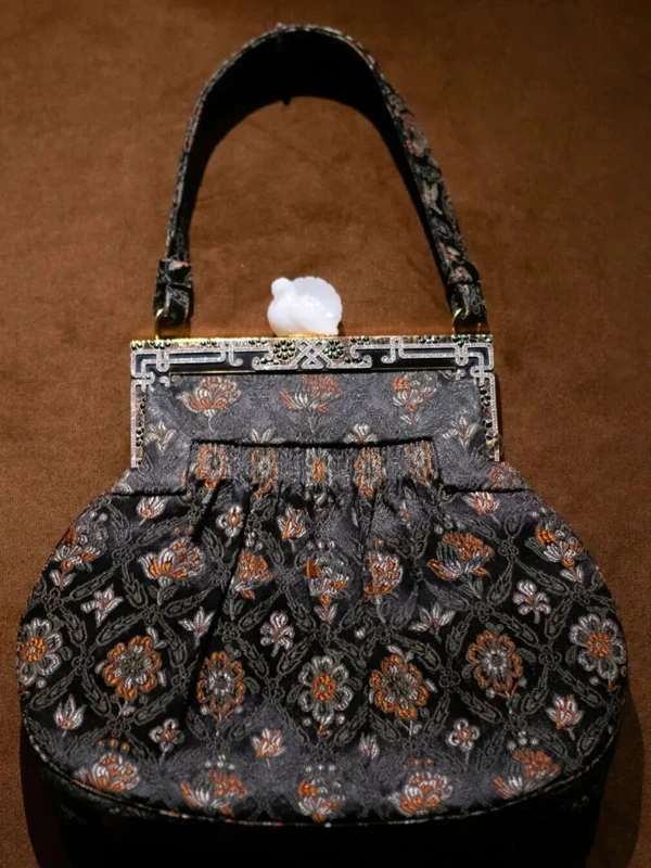 What Hidden Stories Do These 1920s Chinese Evening Bags Tell?