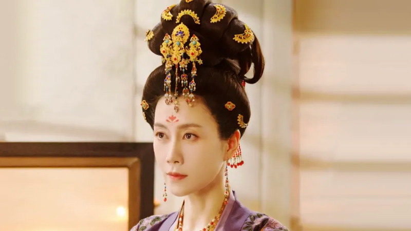 What Is Croissant on Her Head?