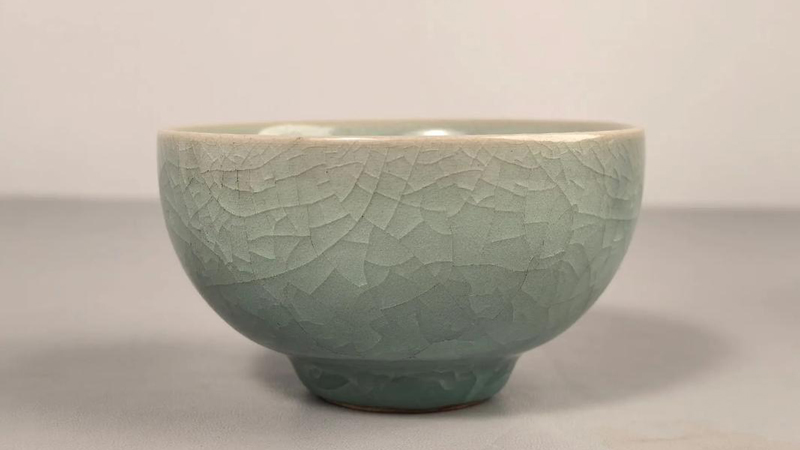 What Makes Longquan Celadon the King of Green Porcelain?