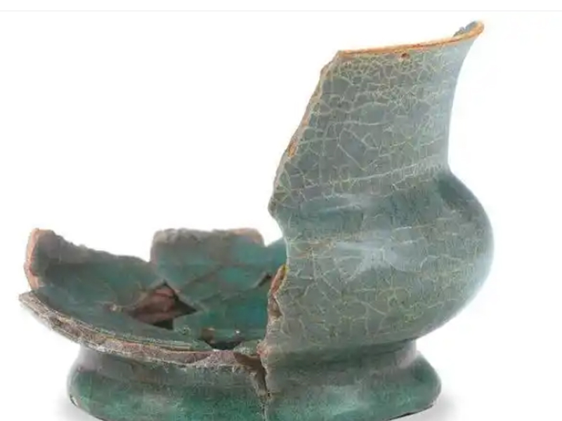 What Makes Longquan Celadon the King of Green Porcelain?