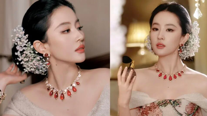 Why Does Liu Yifei's Vogue Look Feel Both Fresh and Familiar?