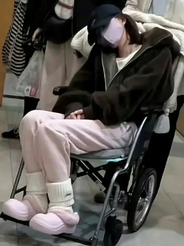 Career Rebound with Love's Freedom Amid Contract Disputes