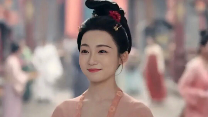 Cute Face vs. Imperial Aura in Wu Zetian’s Portrayal