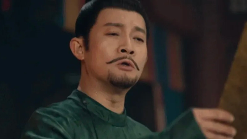 Did a Golden Slip Really Save an Empress's Life?