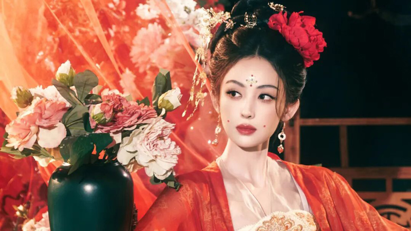 Tang Dynasty Hanfu: How Celebrities and Flattering Styles Win Hearts