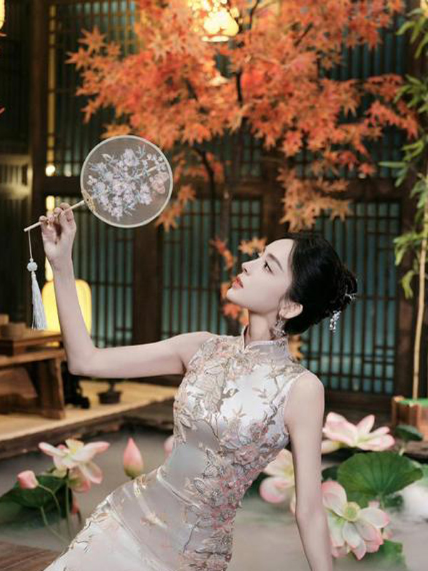 Why Is Gulnazar's Qipao Reviving 1920s Shanghai Glamour?