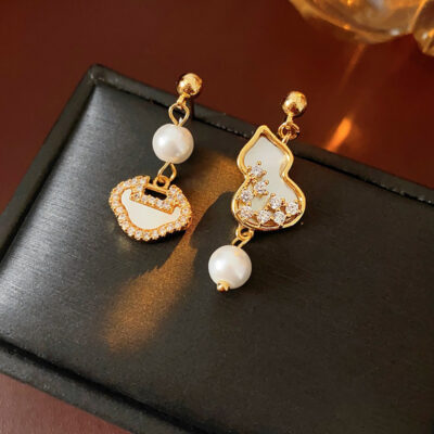 Women Exquisite Earrings Peace Lock Niche Pearl Ear Accessories