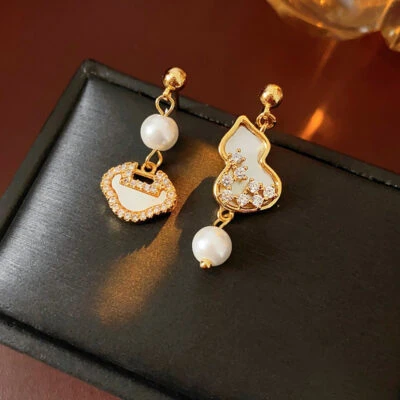 Women Exquisite Earrings Peace Lock Niche Pearl Ear Accessories