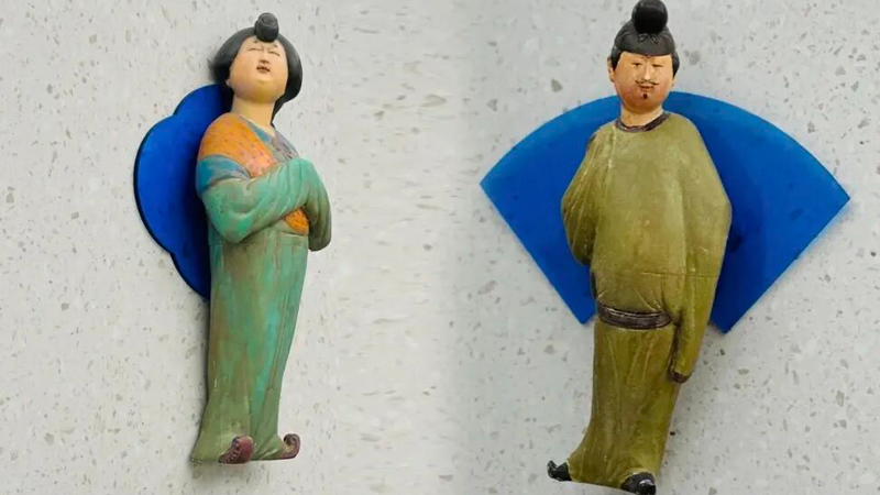 Xi'an's Restroom Signs: Blending Tang Dynasty Culture with Daily Life