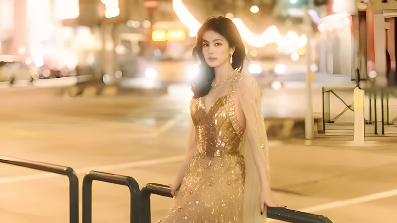 Bai Lu's Golden Dress: Is This the Ultimate Urban Queen Look?