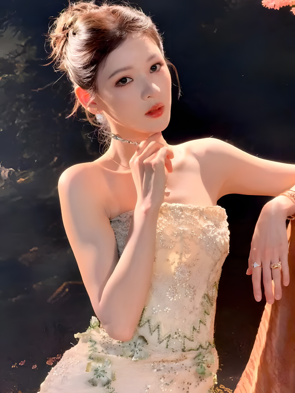 Can a Dress Capture an Entire Medieval Garden?