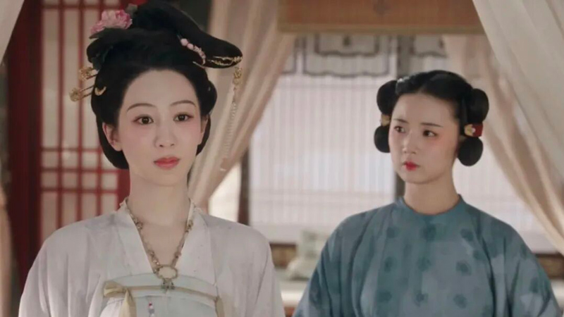 How Attire and Hairstyles Showed Servant Status in Imperial China