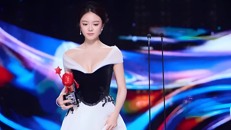 How Zhao Jinmai Stole the Show at Scream Night