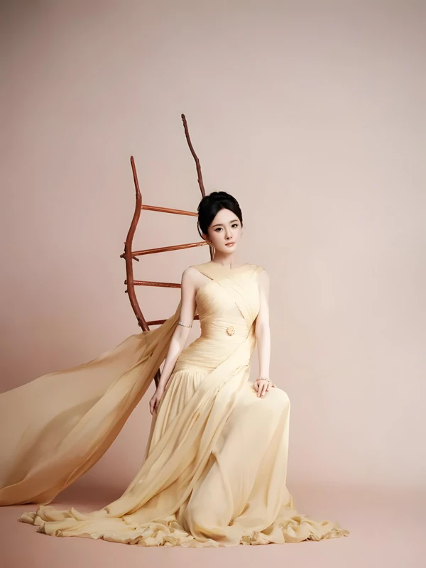 Is This Yang Mi's Most Powerful Red Carpet Look Yet?