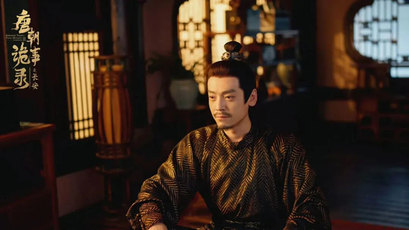 Moral Ambiguities and Unresolved Stories in the Tang Dynasty Mysteries