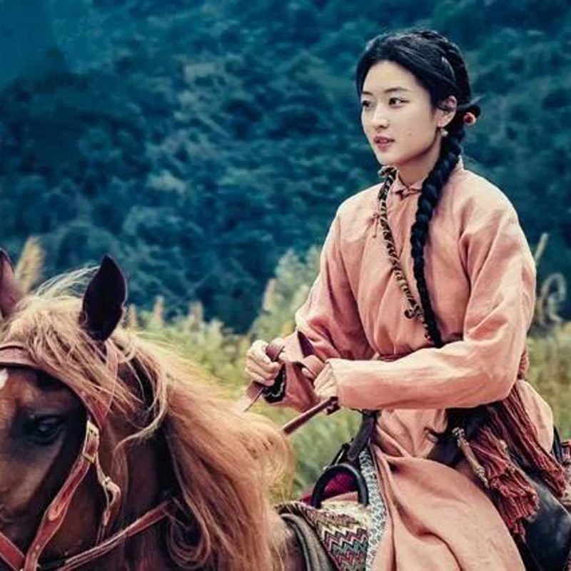 The Paternal Guides and Heartfelt Bonds in Legend of the Magnate