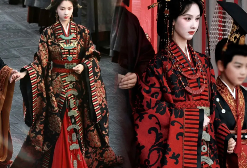 The Power and Ritual of Ancient Jade Group Pendants