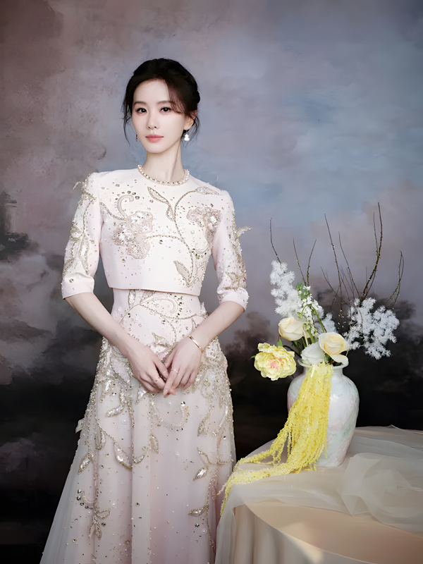 What Makes Liu Shishi’s Pink Tulle Gown a Modern Fairytale?