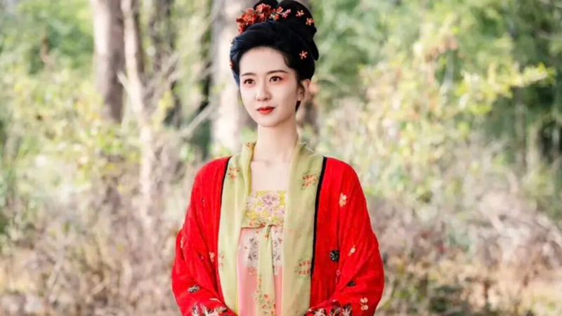 Who Truly Embodies the Splendor of Luoyang in Tang Gui Ⅲ