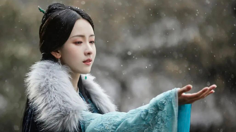 Why Are Period Drama Costumes So Thin?