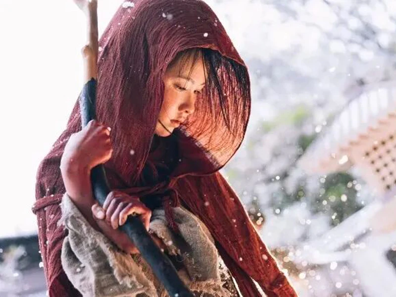 Why Are Period Drama Costumes So Thin?
