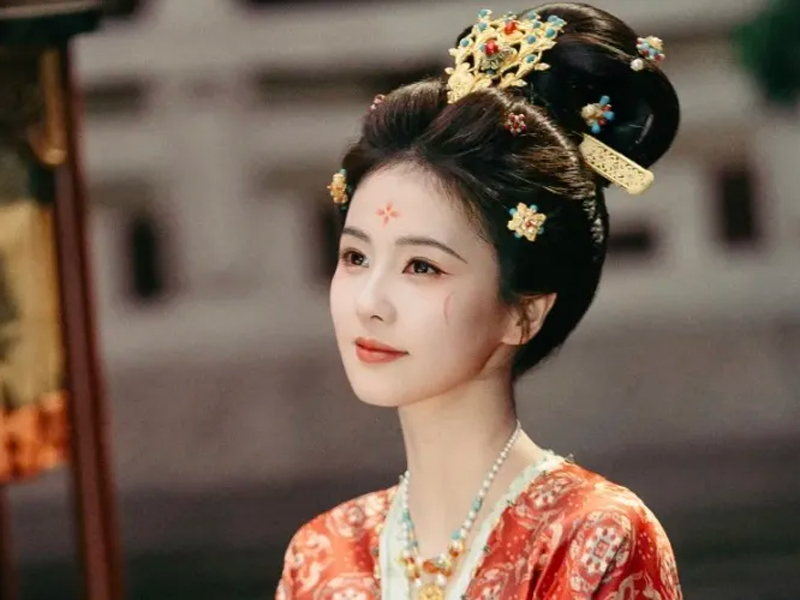 Why Does Every Historical Drama Love the Center Parting?