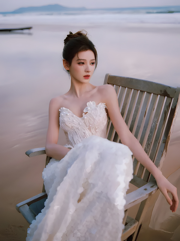 Zhang Yuxi’s Ocean-Inspired Gown Redefines Bridal Fashion