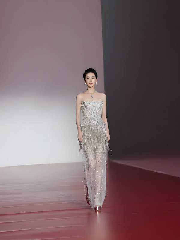 Chen Duling’s Starlight Gown on the Met Gala Carpet