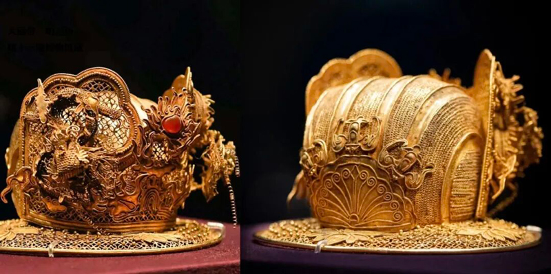 Cheng Yi’s Ming Dynasty-Inspired Regalia in Liang Jing Shi Wu Ri