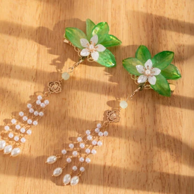 Classic Hairpin with Buyao Tassel and Green Leaf Design Children's Hanfu Hair Accessory