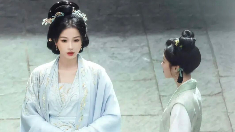 Did Yu Shuxin’s New Period Drama Copy Her Last Look?