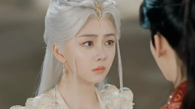 The Kunlun Mirror's Final Secret: Was Hong Ye's Sacrifice Truly Noble?