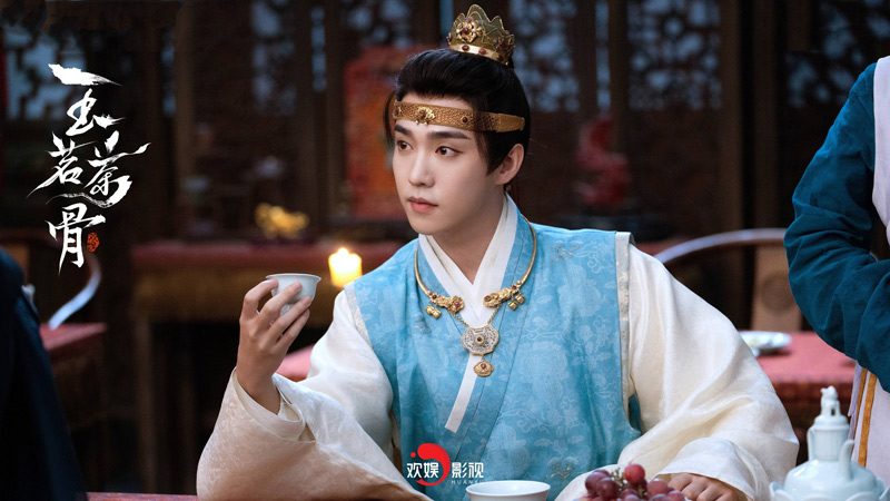 Unmasking a Family’s Corrupt Legacy in Glory