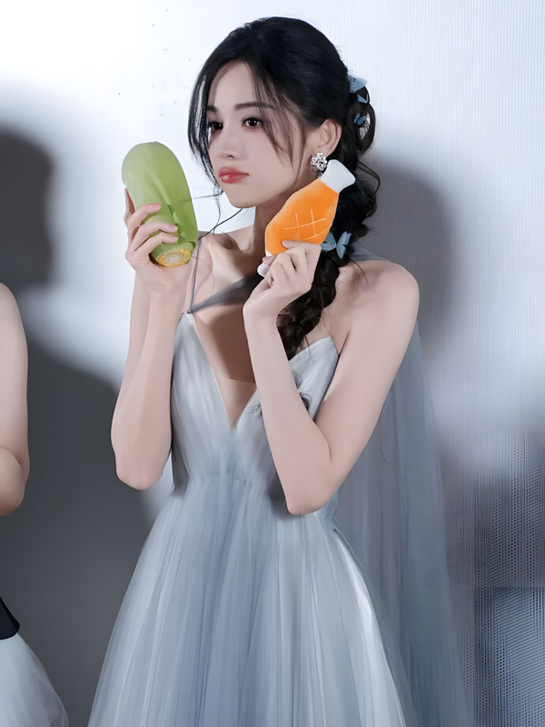 What Makes Na Zha's Misty Blue Gown So Ethereal?