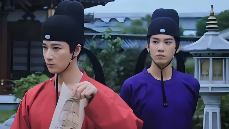 Why Did the Prince's Collar Vanish in The Imperial Coroner 2?