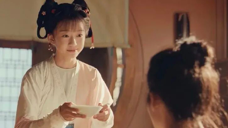 Why Do Ancient Dramas Love Those Twin Hair Loops?