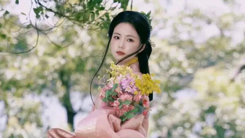 Why Was Hanfu Banned at a Sacred Temple in 2026?