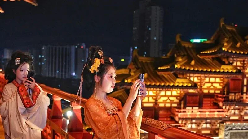 Why Was Hanfu Banned at a Sacred Temple in 2026?